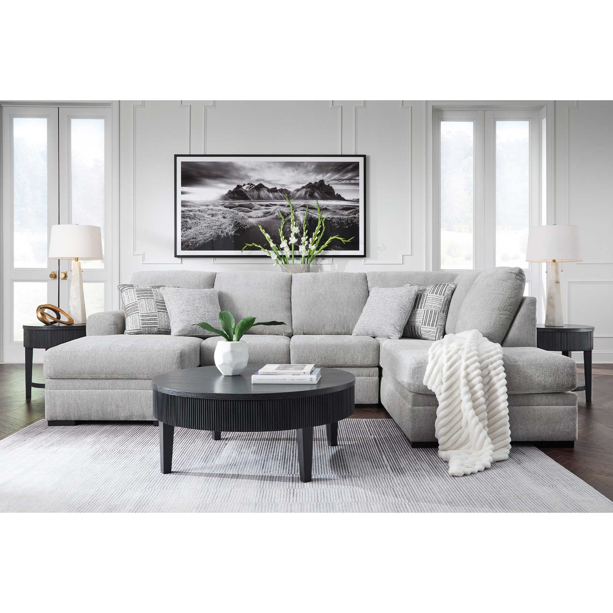 Gabyleigh 2-Piece Sectional with Chaise