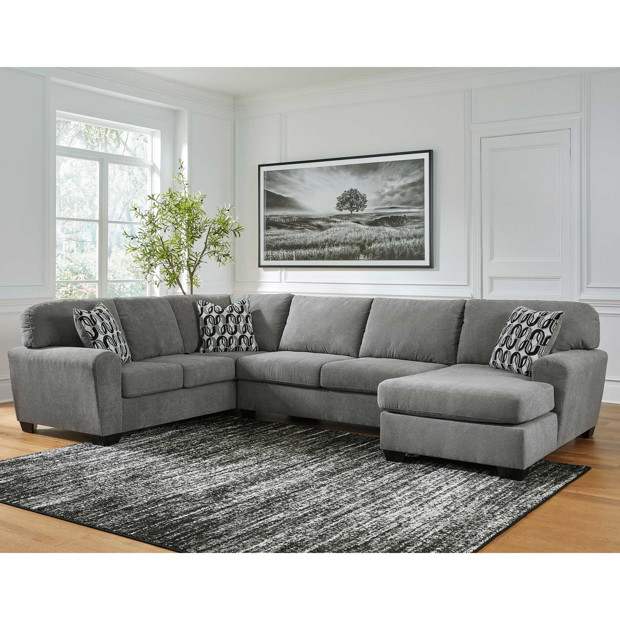 Birkdale Court 3-Piece Sectional with Chaise