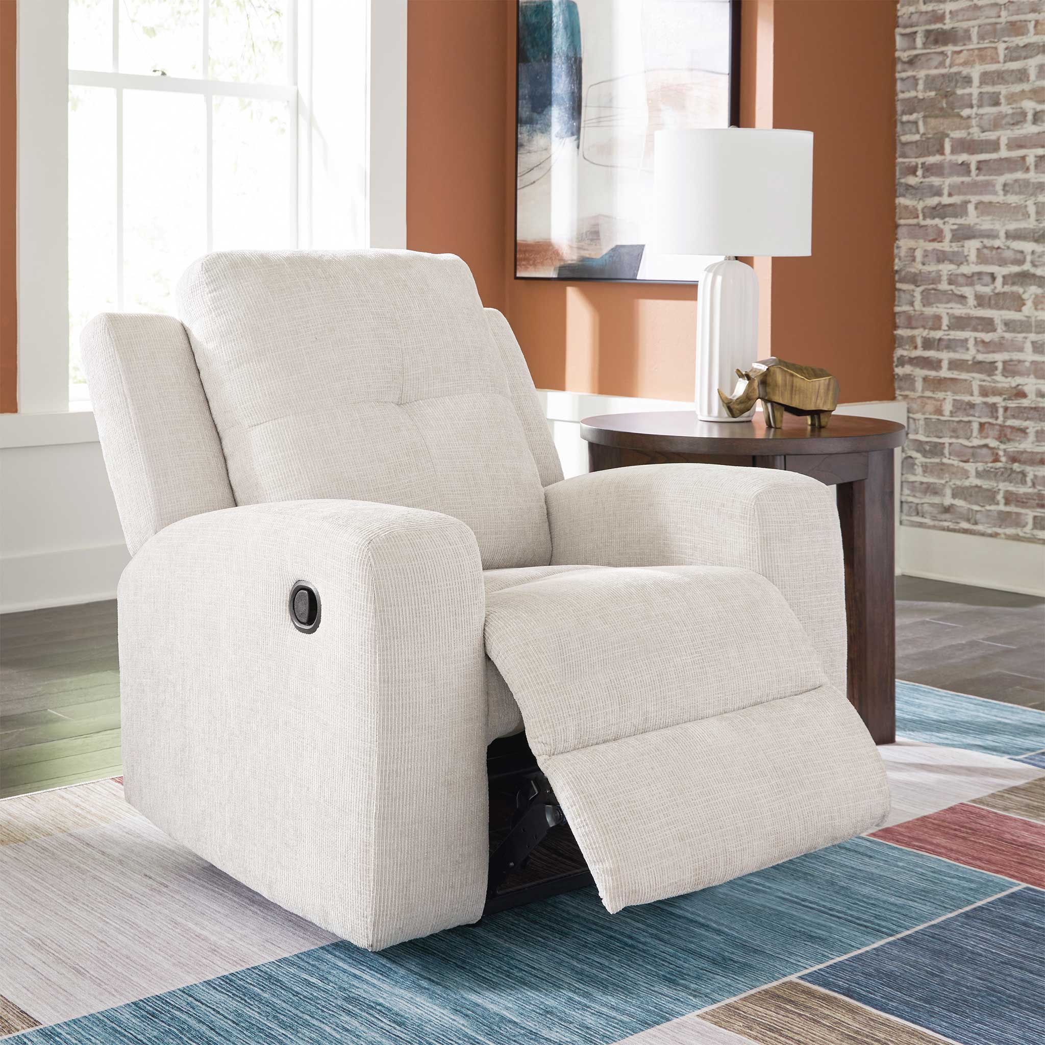 Danum Manual Recliner