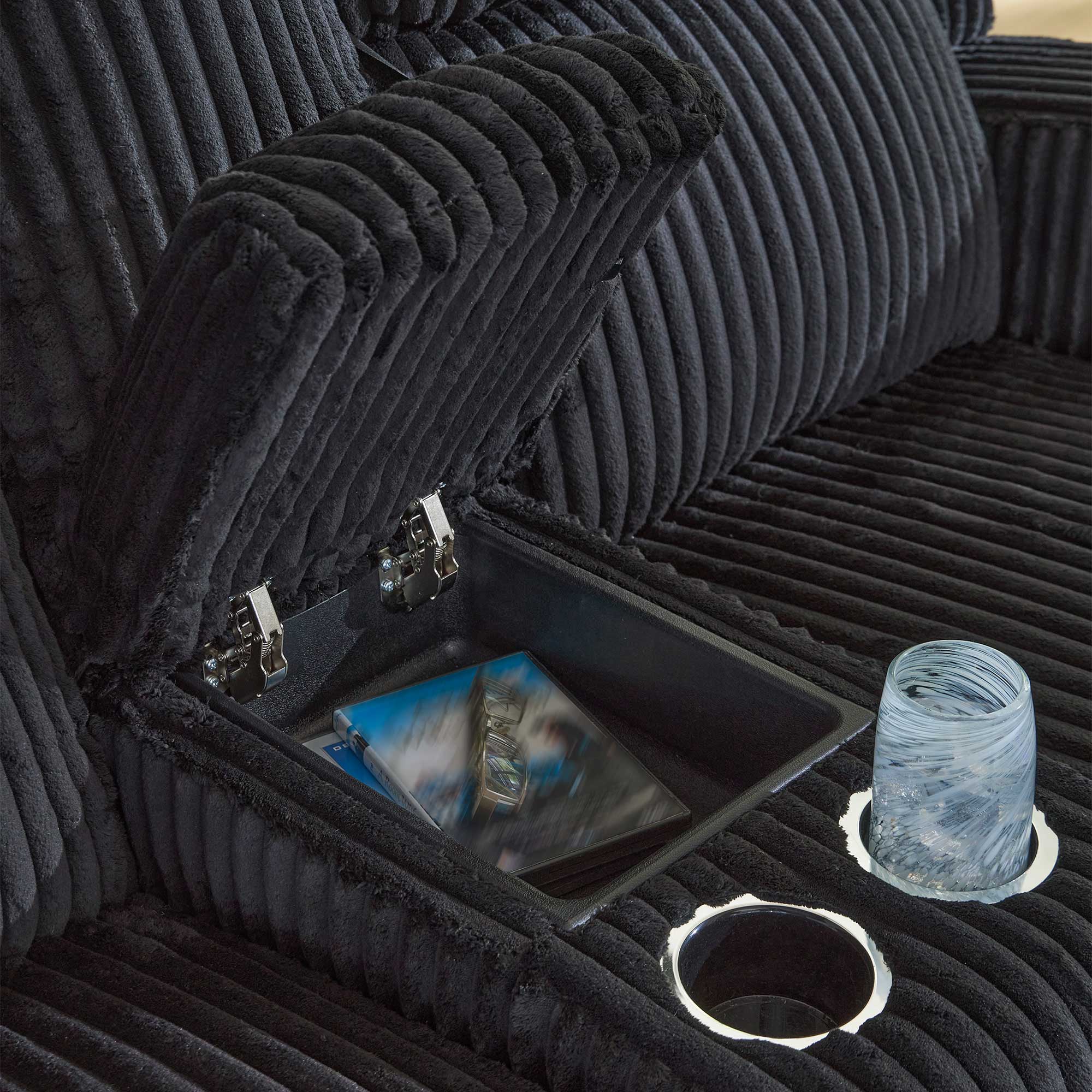 Forest Lake Dual Power Reclining Loveseat with Console