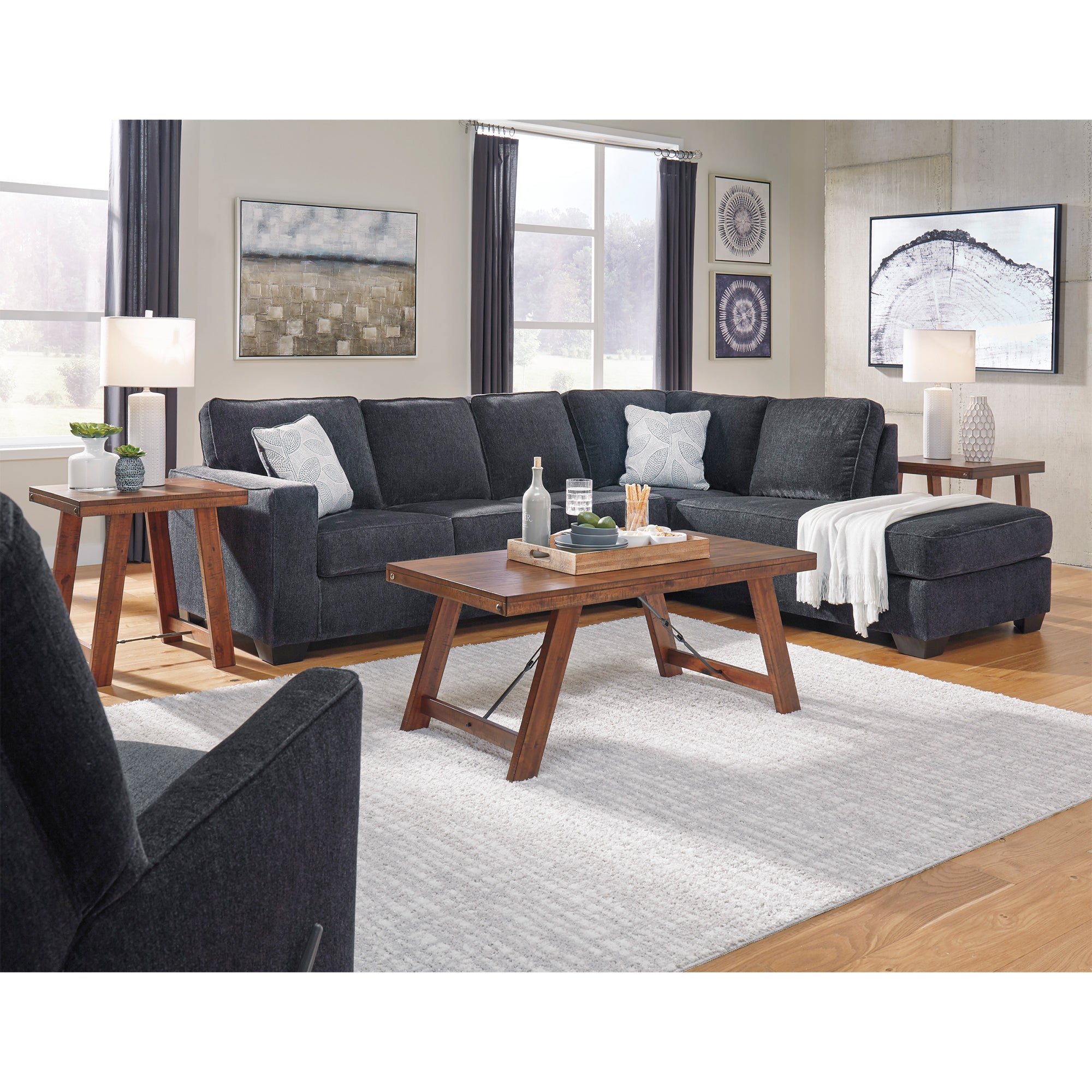 Altari 2-Piece Sectional with Chaise