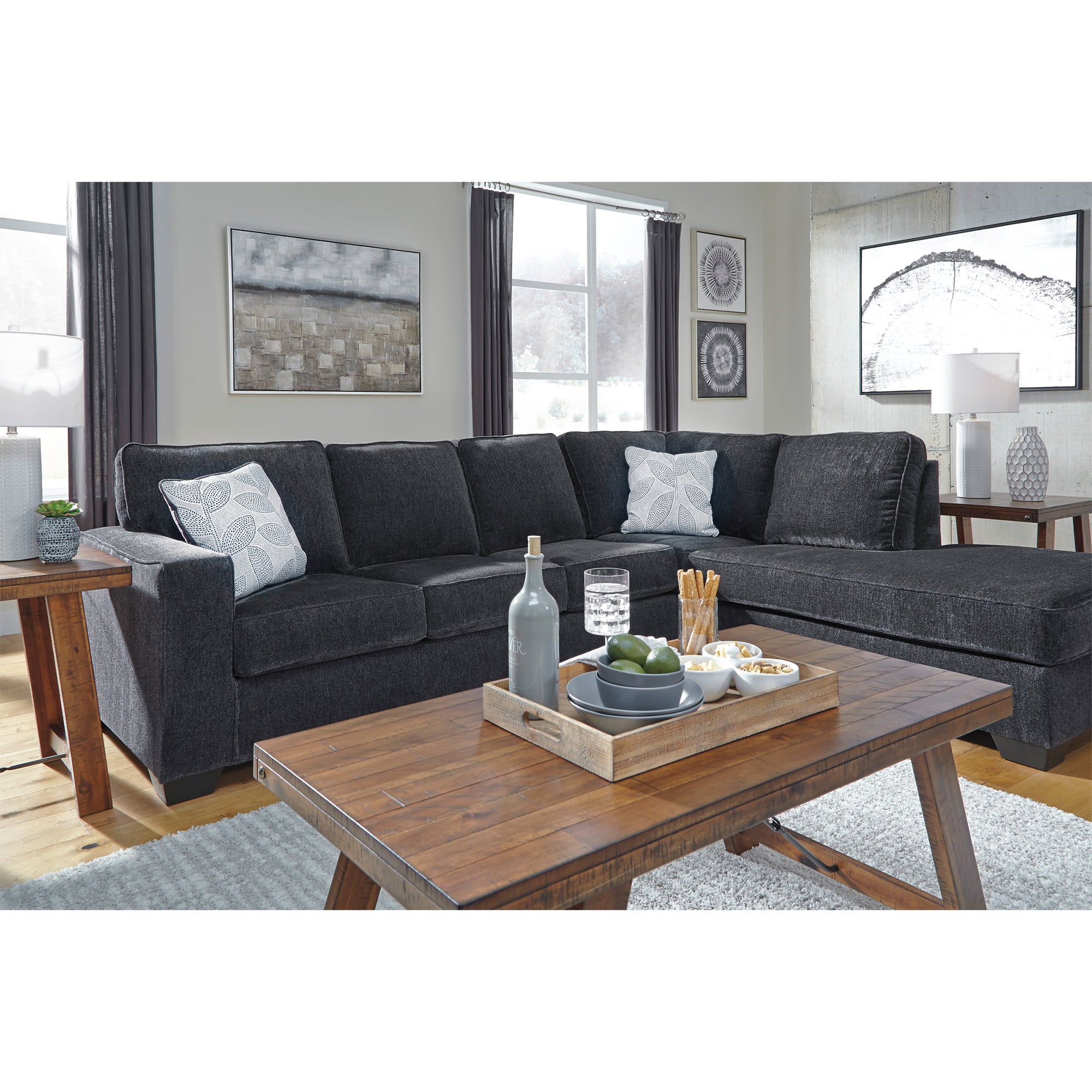 Altari 2-Piece Sectional with Chaise