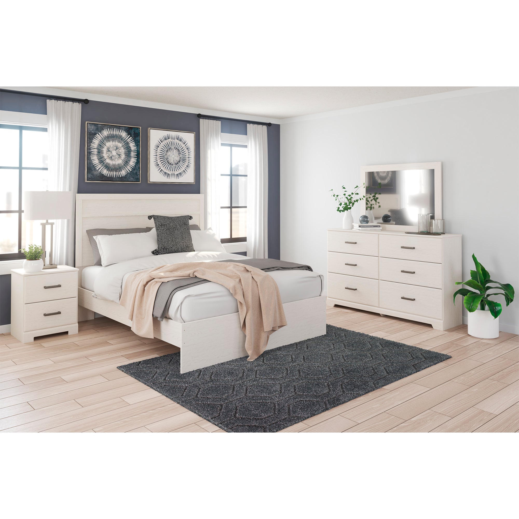 Stelsie Queen Panel Bed