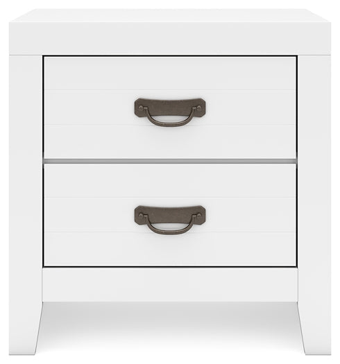 Binterglen King Panel Bed with Mirrored Dresser, Chest and Nightstand