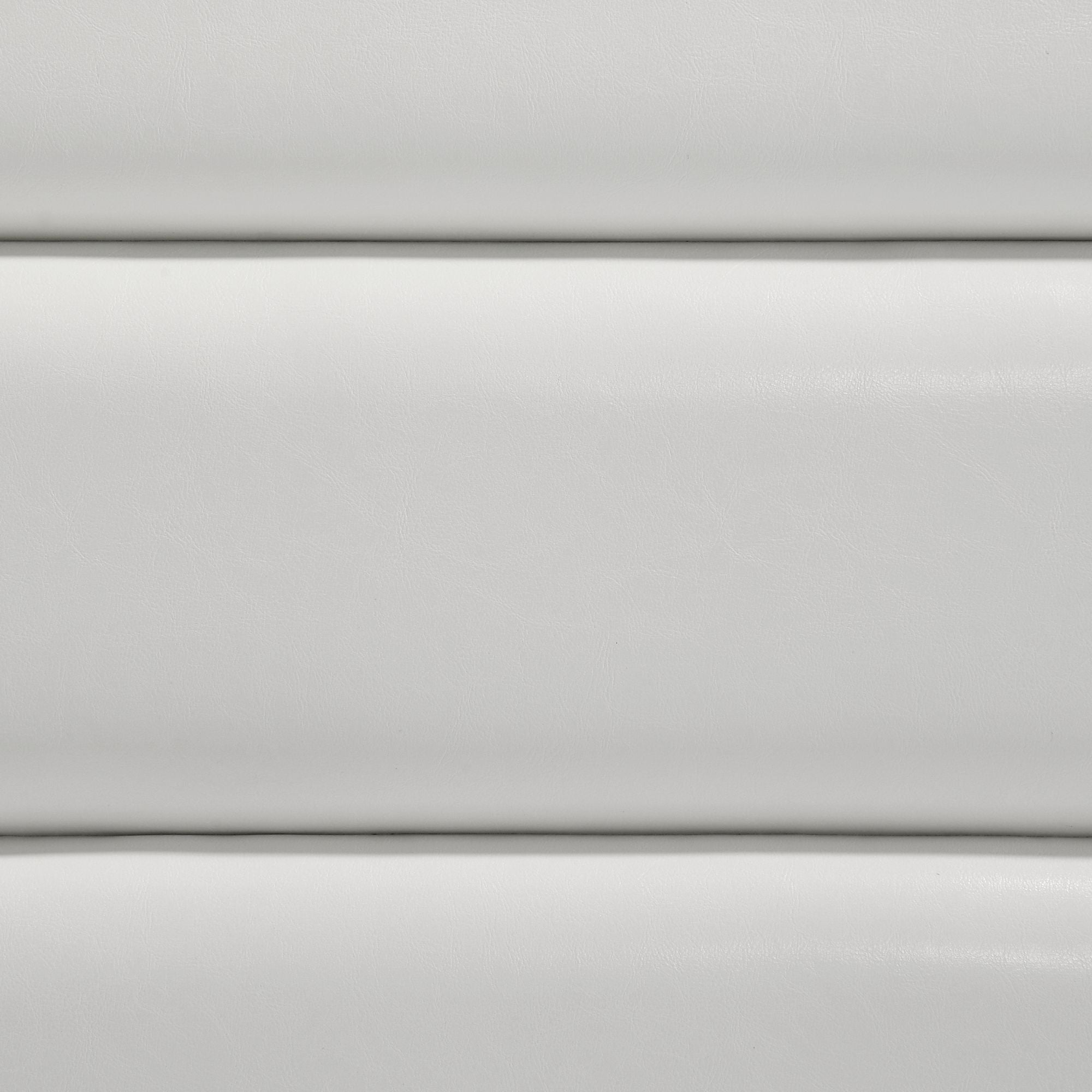 Moondance Queen Panel Bed with Mirrored Dresser