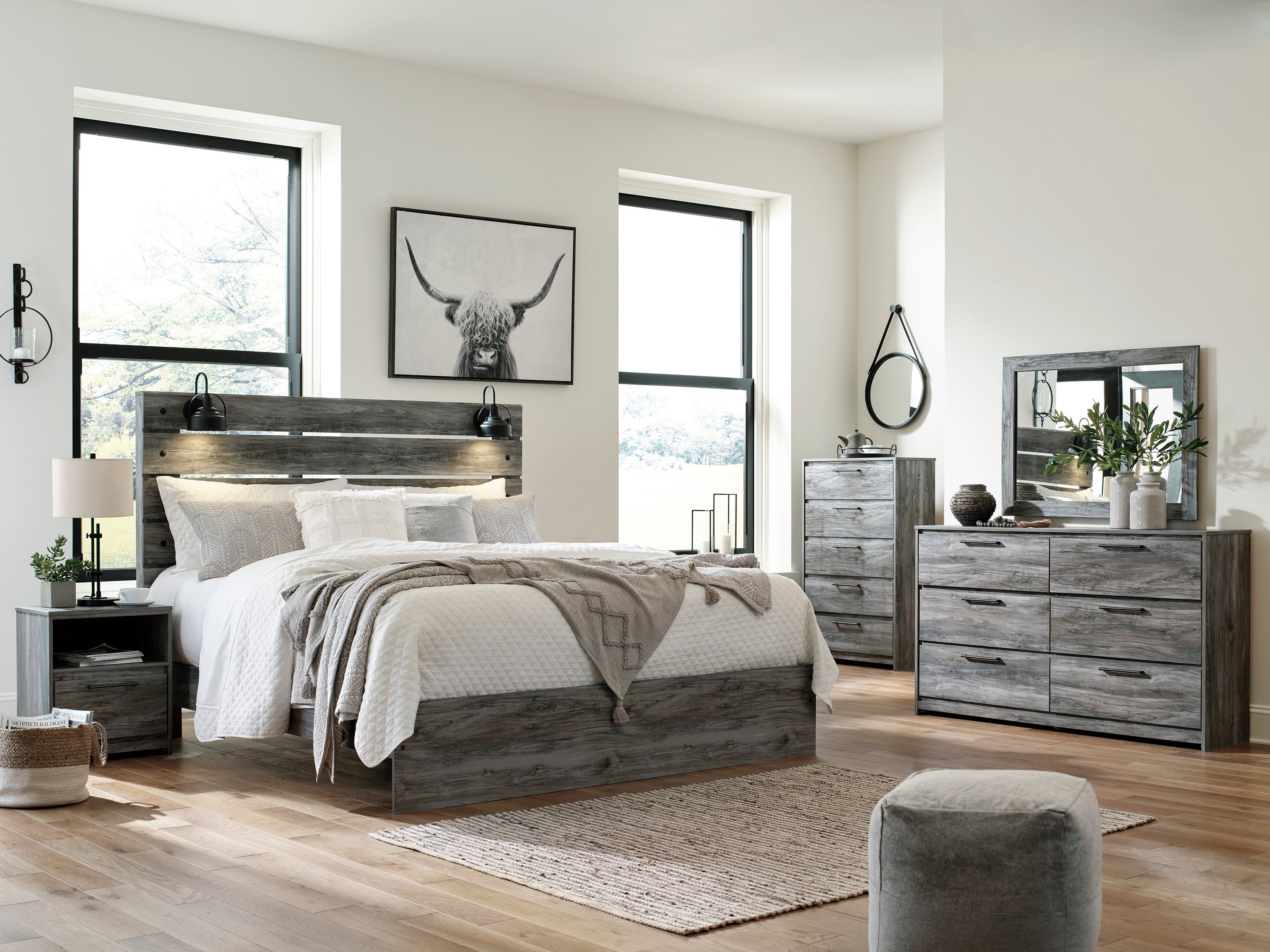 Baystorm King Panel Bed with Mirrored Dresser