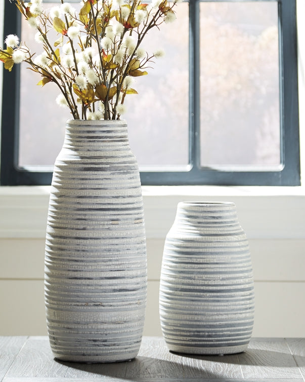 Donaver Vase Set (2/CN)