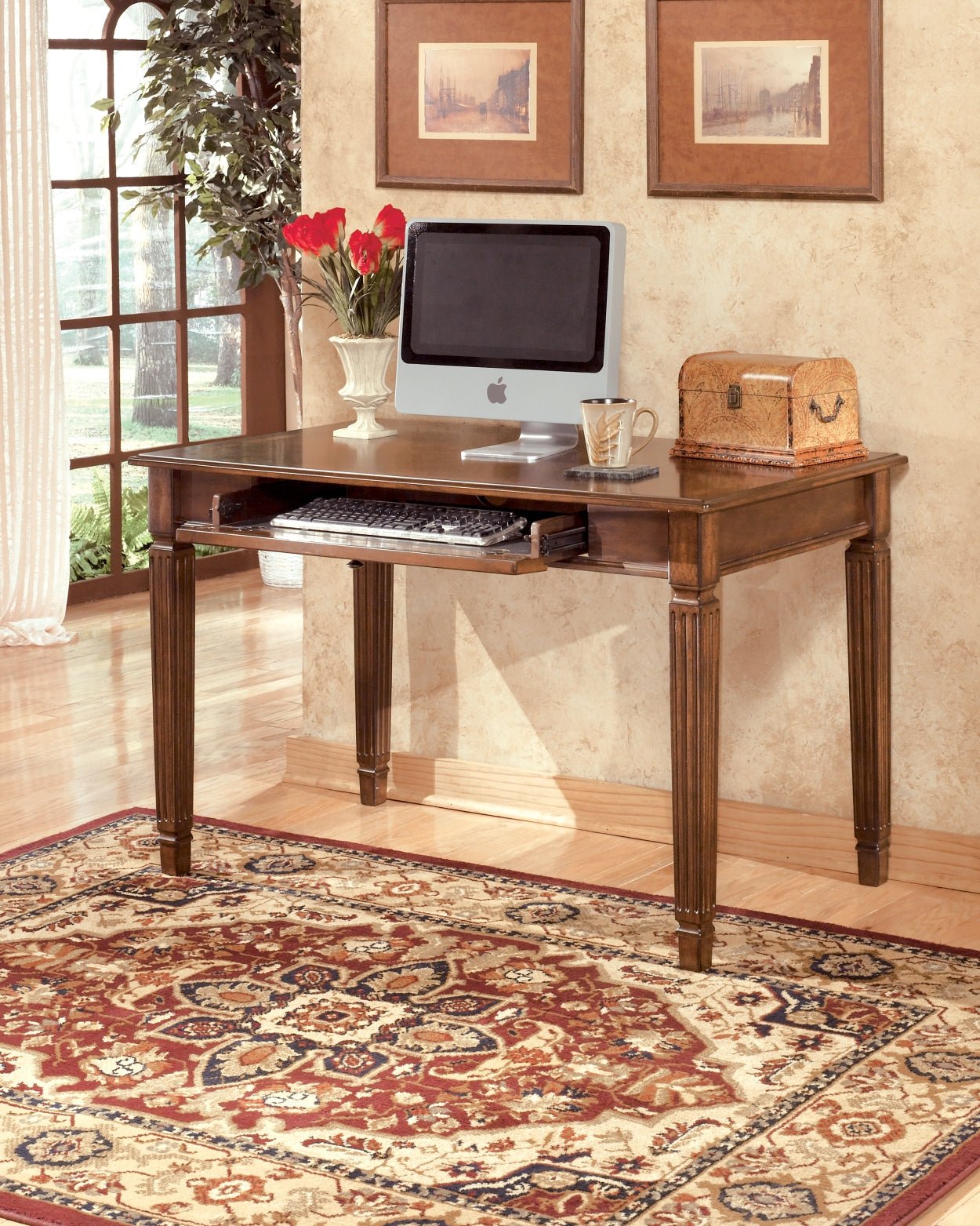 Hamlyn Home Office Small Leg Desk