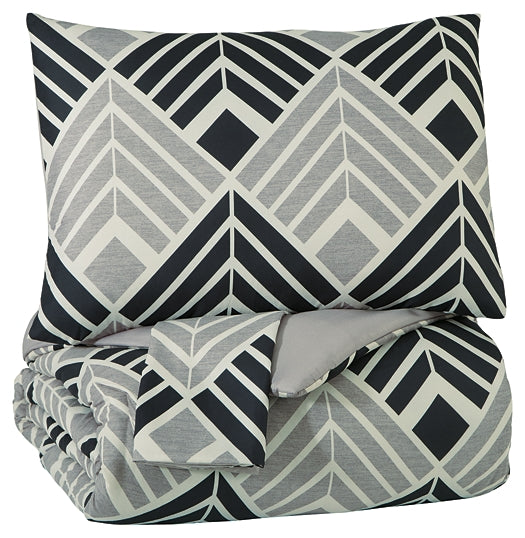 Ellowyn Queen Comforter Set