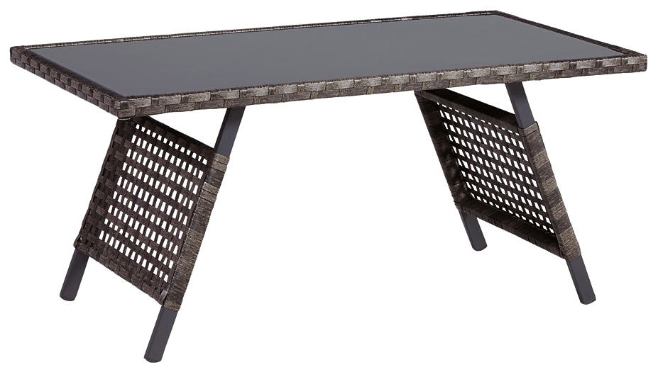 Lainey Love/Chairs/Table Set (4/CN)