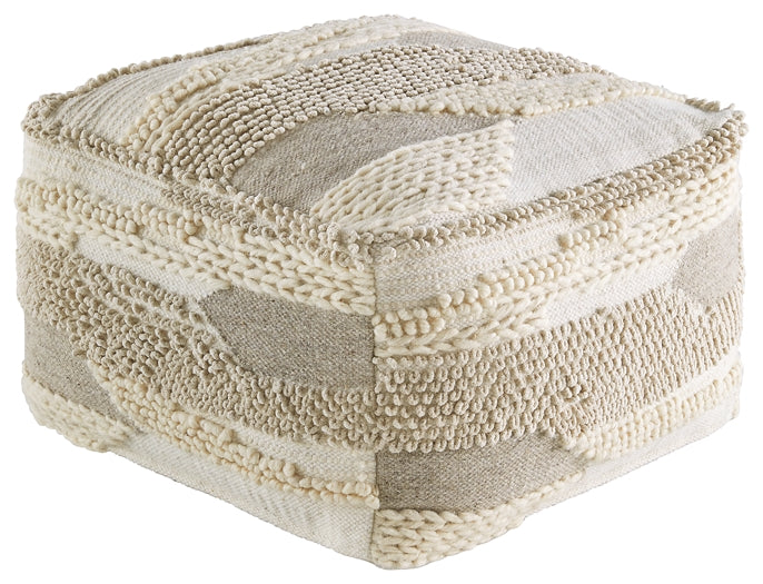 Cartlow Pouf