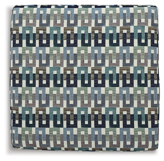 Valerano Ottoman With Storage